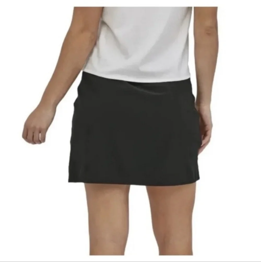 Patagonia Fleetwith Skort Black Size XS EUC